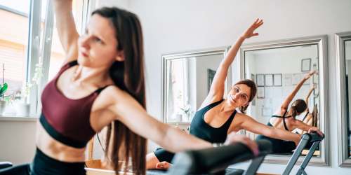 Residents doing yoga at Hunters Run in Middleburg, Florida