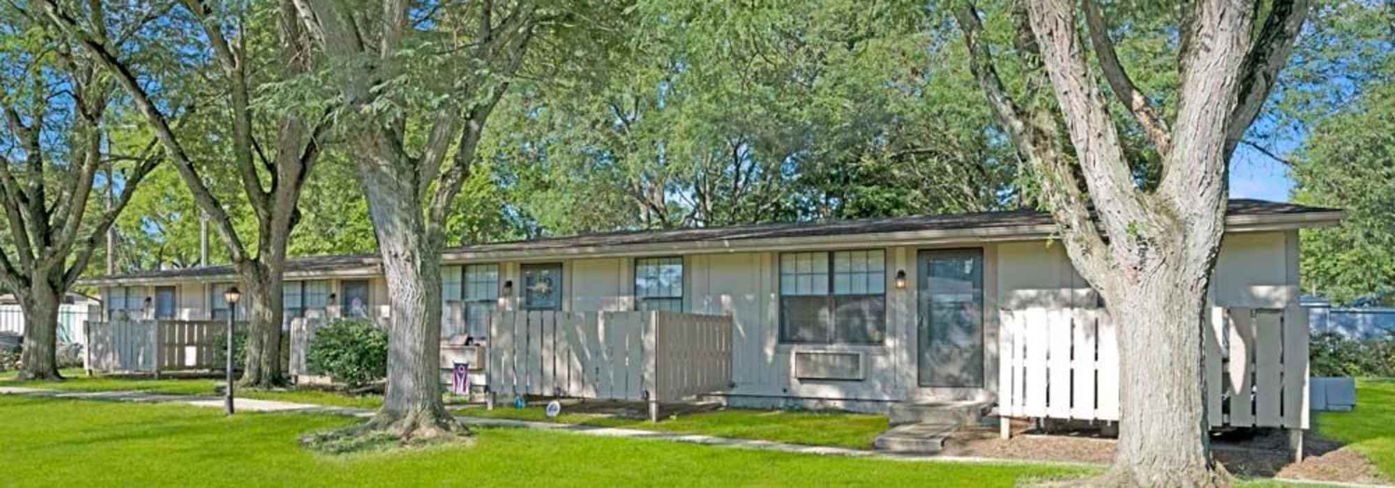 Exterior view at Apple Ridge Apartments in Circleville, Ohio