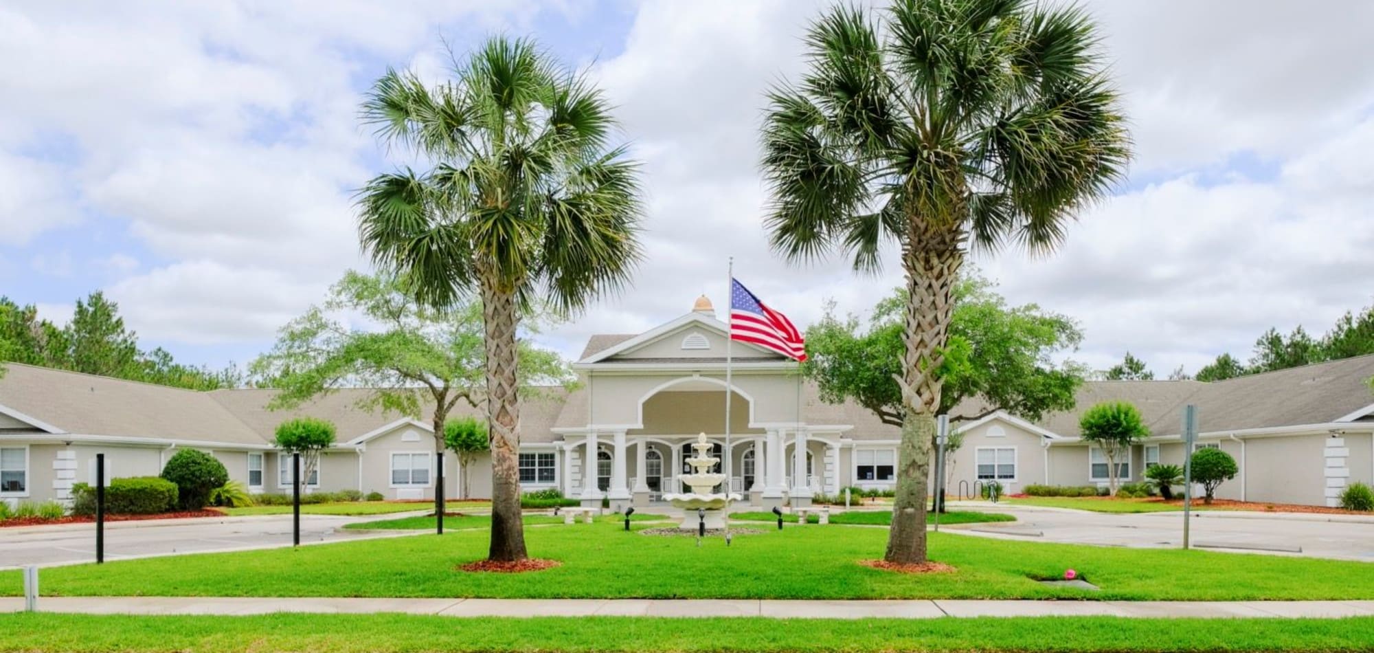 Grand Villa of Palm Coast offers senior living in Palm Coast, Florida. 