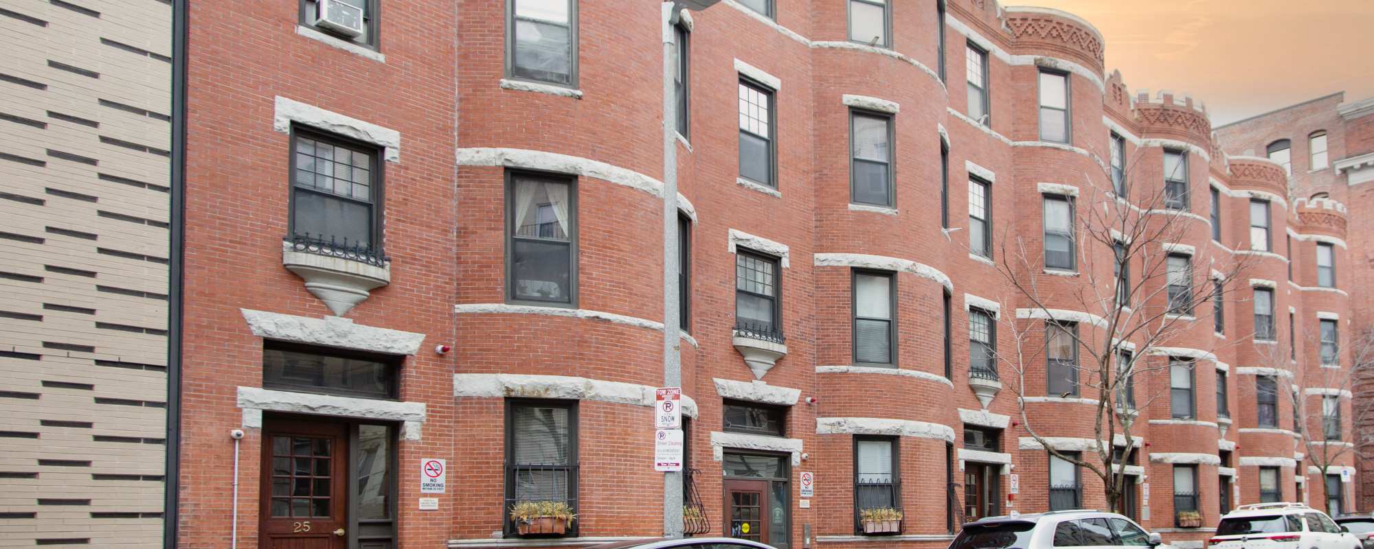 Apartments at 15-25 Hemenway Apartments in Boston, Massachusetts
