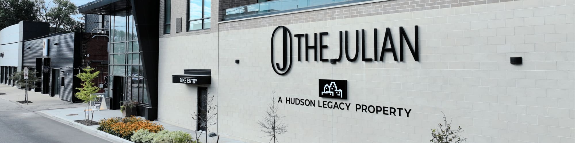 Photo Gallery | The Julian in Pittsburgh, Pennsylvania