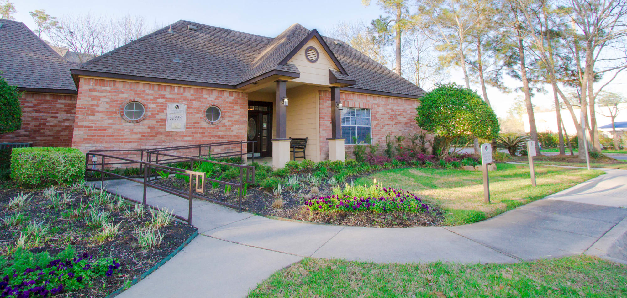 Entrance to the leasing office at Eagle Crest Apartments in Humble, Texas