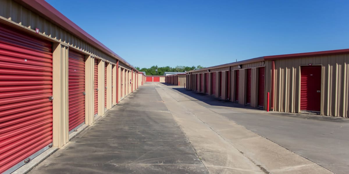 Units at Avid Storage in Pearland, Texas