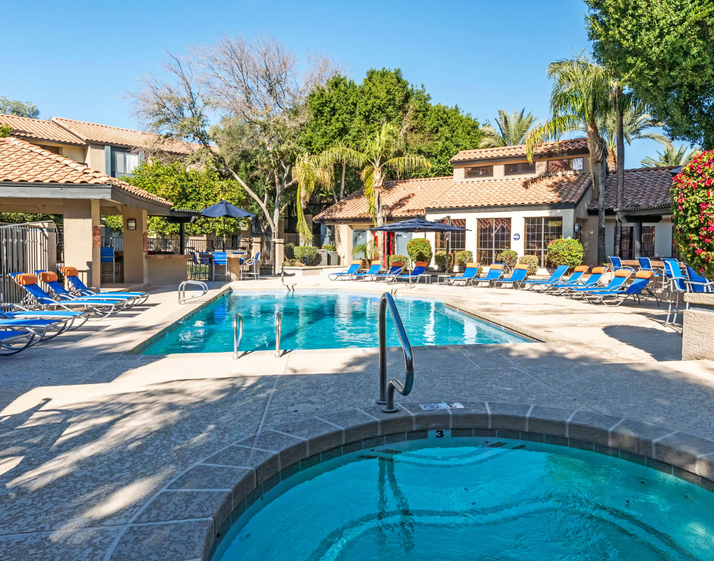 Beautiful swimming pool area at Elliot's Crossing Apartment Homes