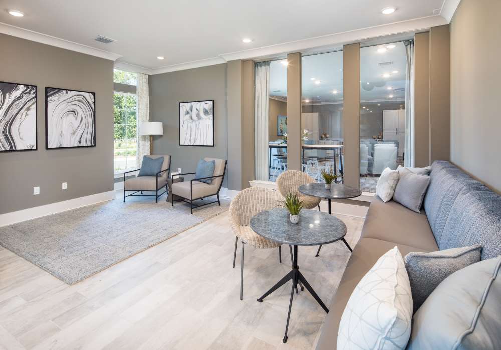 Spacious clubhouse lounge area at Pier Park Crossings in Panama City Beach, Florida
