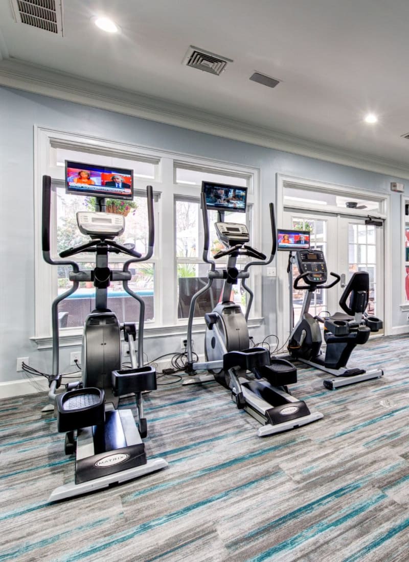 View our amenities at Marquis on Cary Parkway in Morrisville, North Carolina