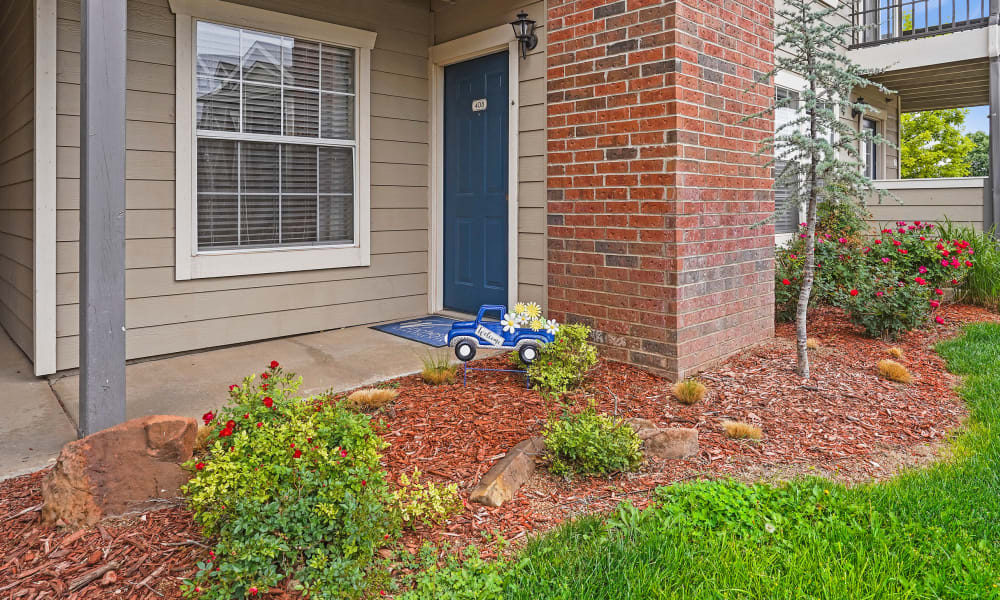 Exterior and landscaping at Winchester Apartments in Amarillo, Texas