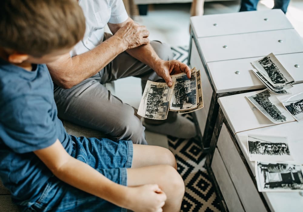 Learn more about memory care at Holden Southcenter in Tukwila, Washington. 