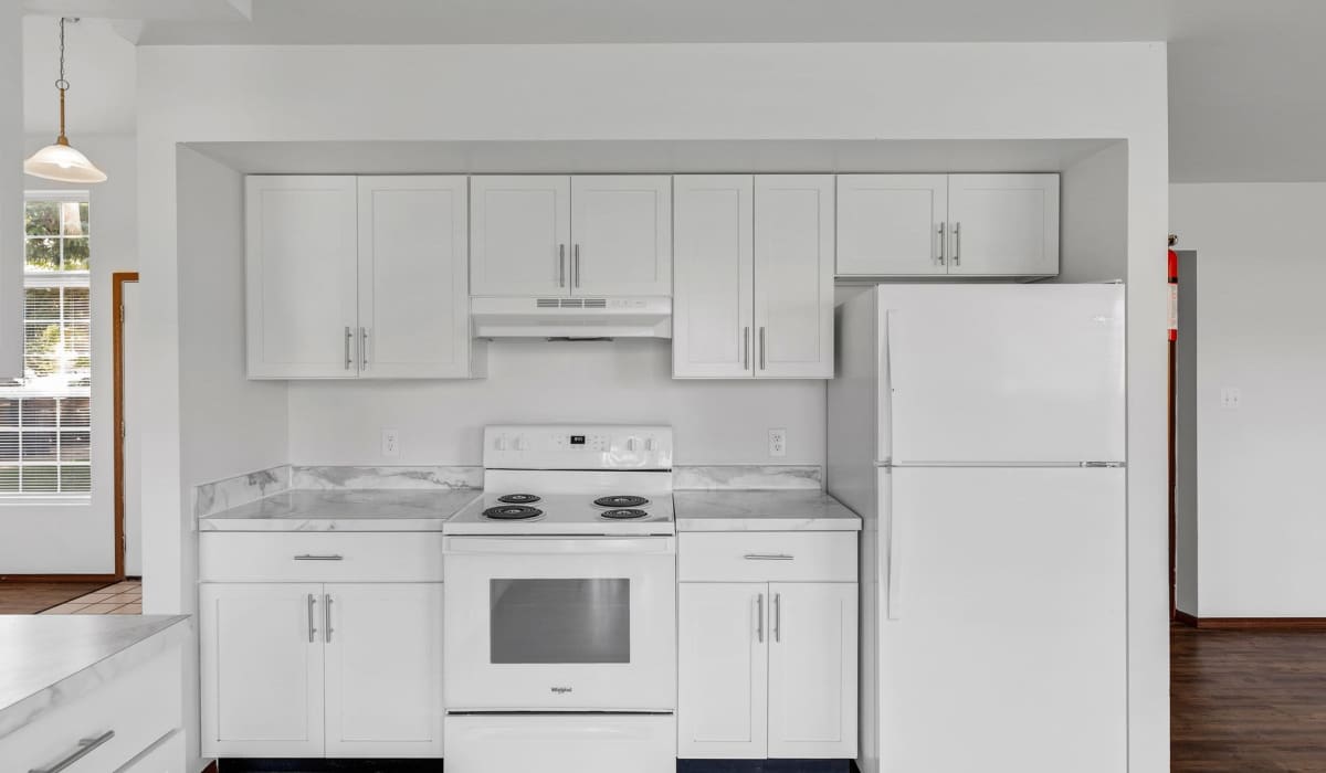 Open layout kitchen at Meadowlark Townhomes in Dekalb, Illinois