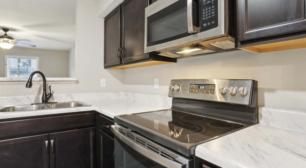 Spacious kitchens at Center Pointe Townhomes in Clarksville, Tennessee
