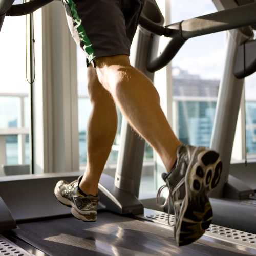 Man in the fitness center at GrandView @ Flatirons in Louisville, Colorado