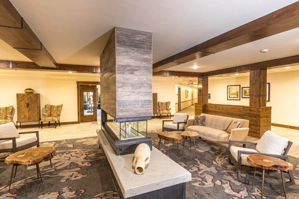 Modern lounge area at Touchmark at Pilot Butte in Bend, Oregon