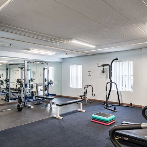 Resident fitness center at Vantage Pointe West Apartments | Apartments in Cincinnati, Ohio