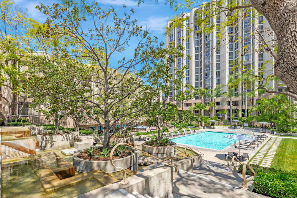 Fountain outside at Promenade Towers in Los Angeles, California