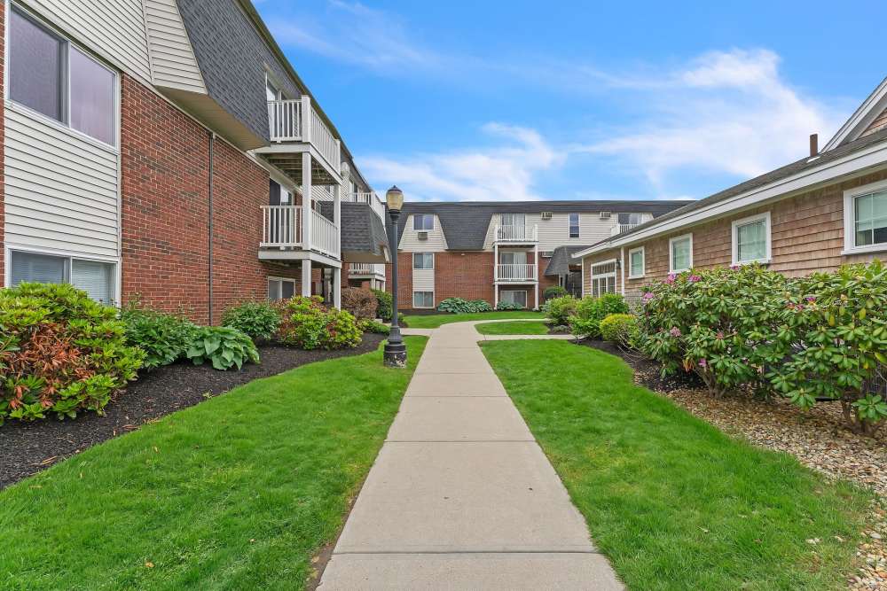 Modern apartment homes at Park Village West in Westborough, Massachusetts