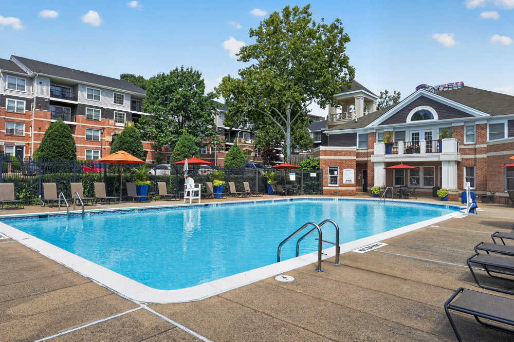 Swimming pool and grill area at Eagle Rock Apartments at Columbia Pike in Arlington, Virginia
