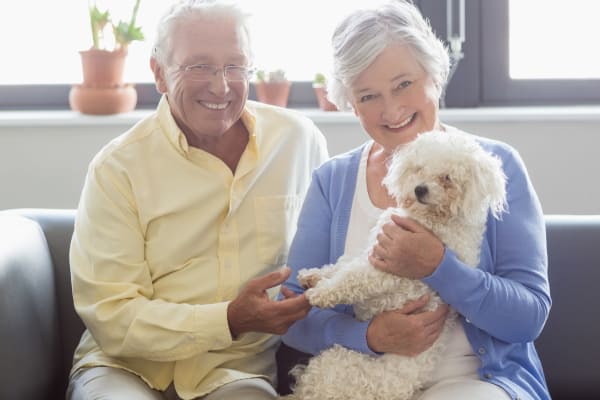 Oak Park Village at Slidell is a pet friendly senior living community in Slidell!