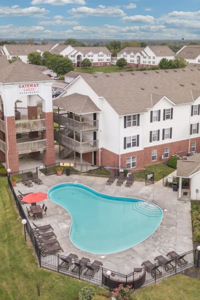 Swimming pool at Gateway Lakes Apartments in Grove City, Ohio