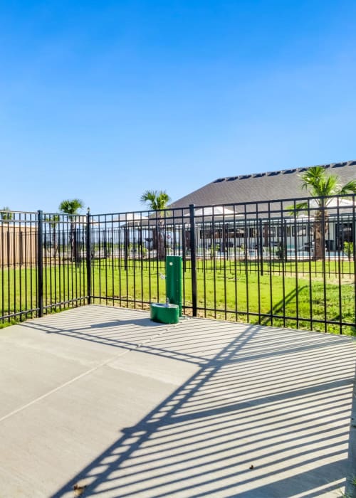 View amenities at Cottages at Creekview in Lafayette,Louisiana