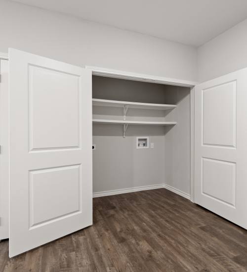 Walk-in closet at Walnut Springs in Seguin, Texas