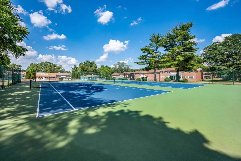 Our Apartments in Old Bridge, New Jersey offer a Tennis Court