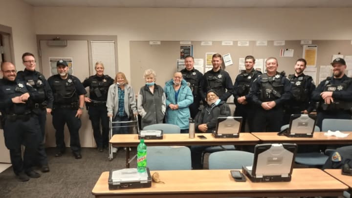 Porter Place Memory Care Thanks Local Tinley Park Police