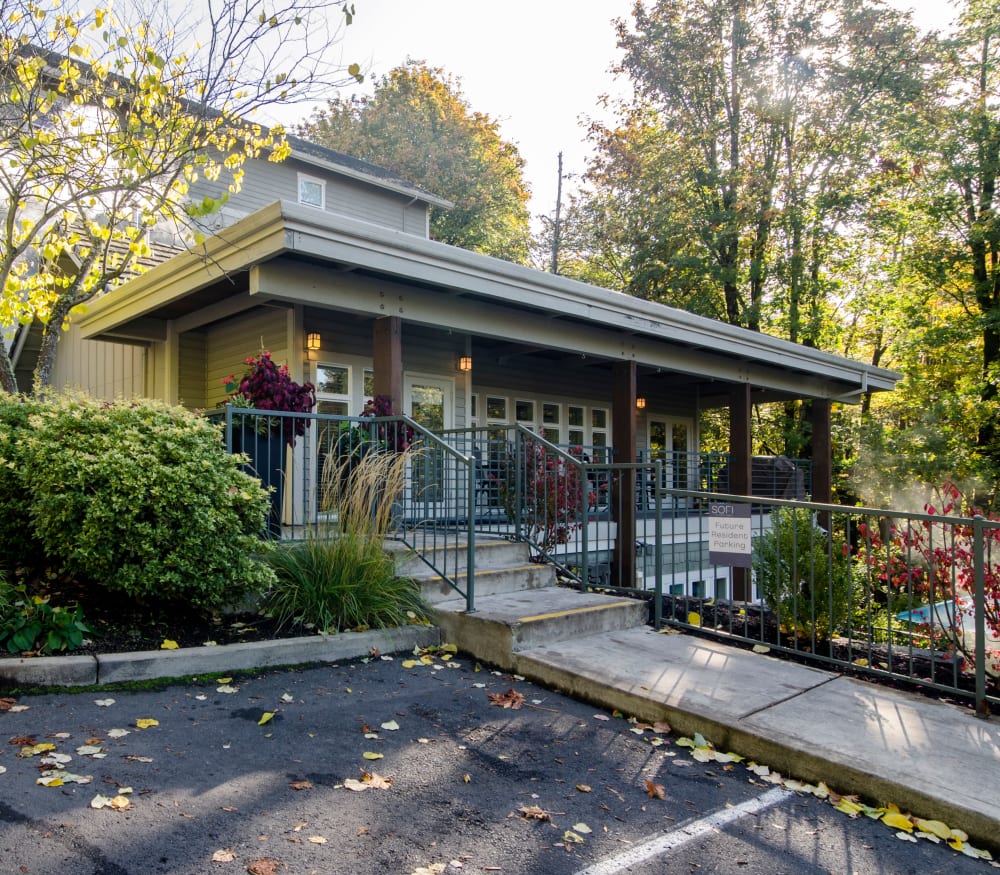 Beautifully wooded neighborhood around Sofi at Forest Heights in Portland, Oregon