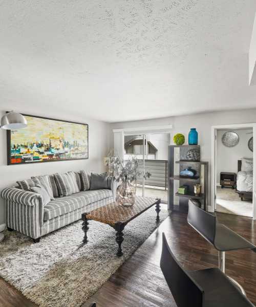 Fitness center at Aberdeen at Bellmar in Dallas, Texas