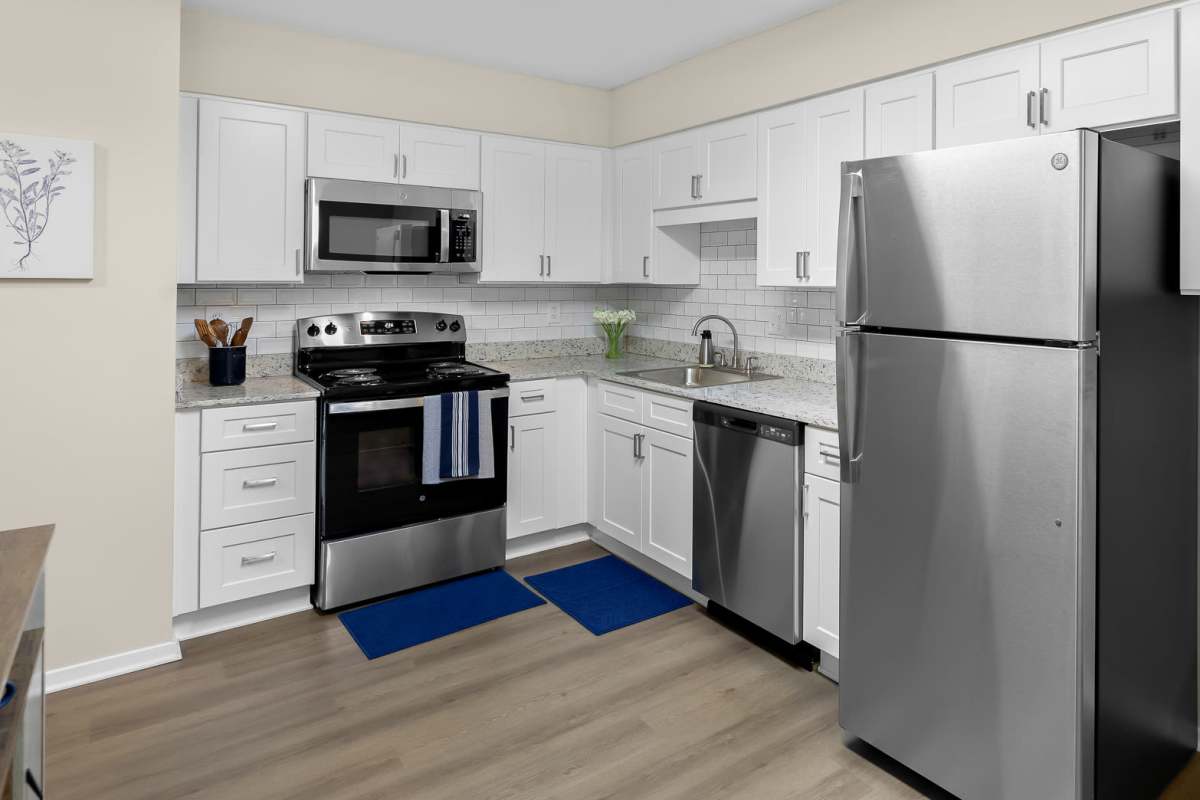 Updated interior at Legacy on Lynnfield in Memphis, Tennessee