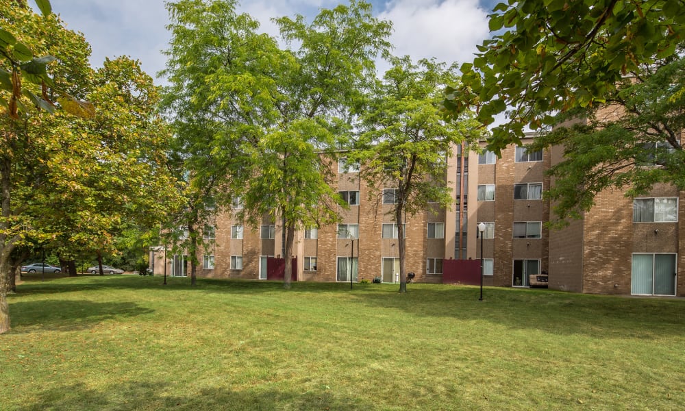 Photos of Park Guilderland Apartments in Guilderland Center, NY