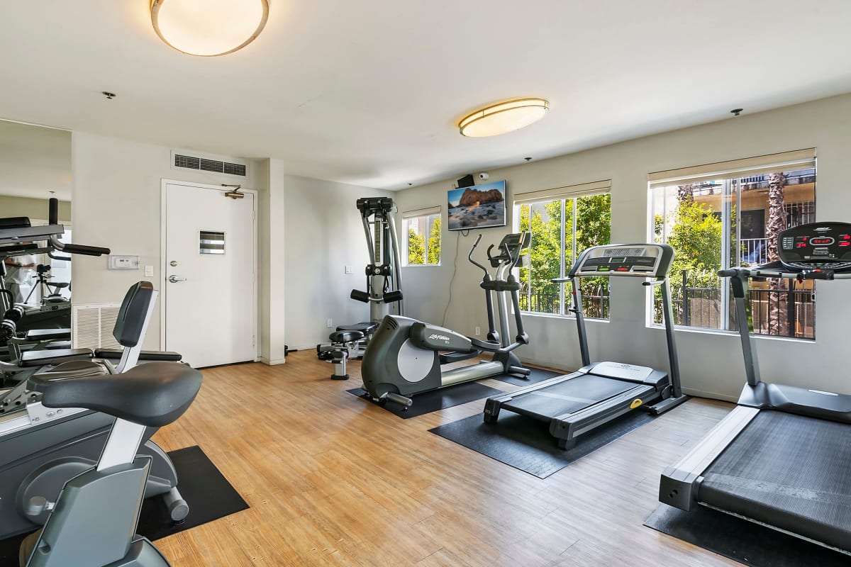 Fitness center at Kingsley Drive Apartments, Los Angeles, California