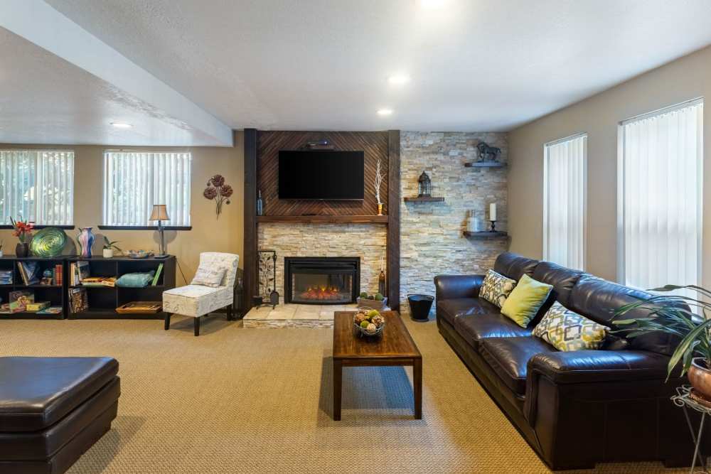 Exterior welcoming sign at Oswego Cove in Lake Oswego, Oregon