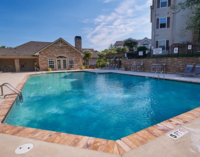 The Enclave at Deep River offers great amenities.
