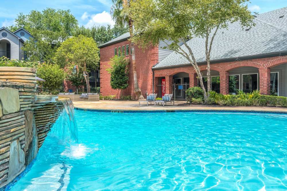 Resort-style swimming pool at Alexander in Spring, Texas