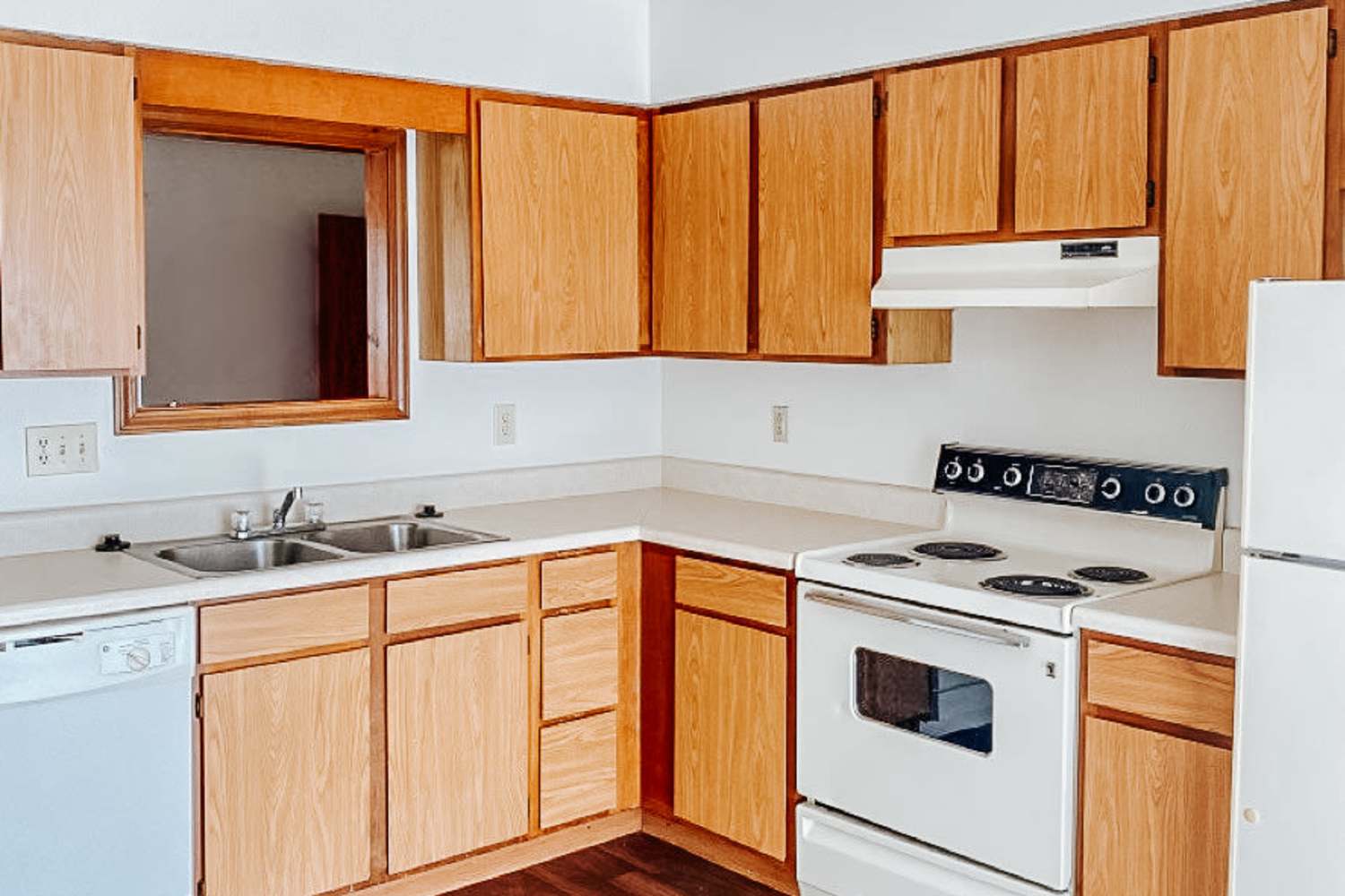 A kitchen with white appliancesSouth Oak Villas in Garrett, Indiana
