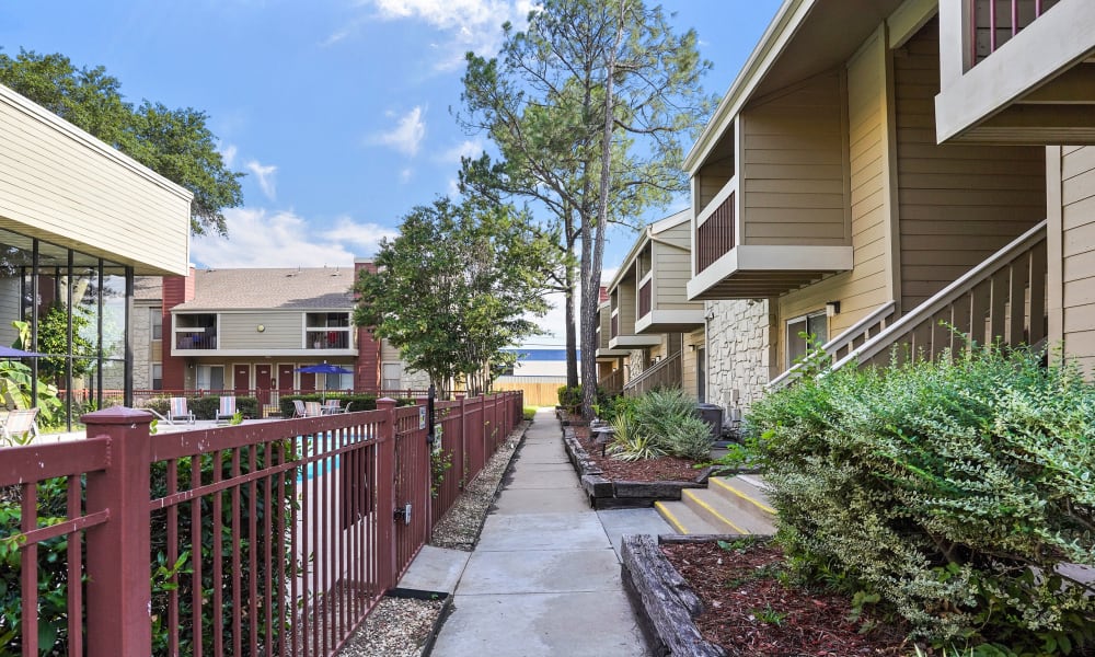 Exterior at Sunchase Apartments in Tulsa, Oklahoma