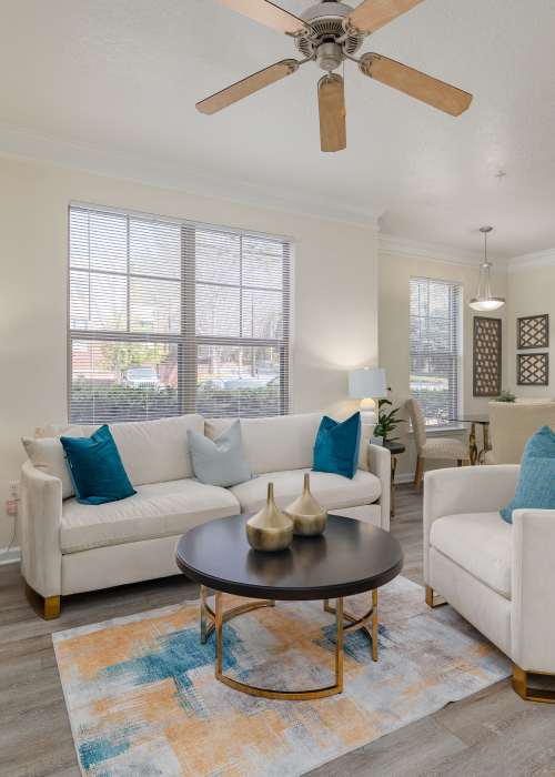 Living room at Landing Square in Atlanta, Georgia