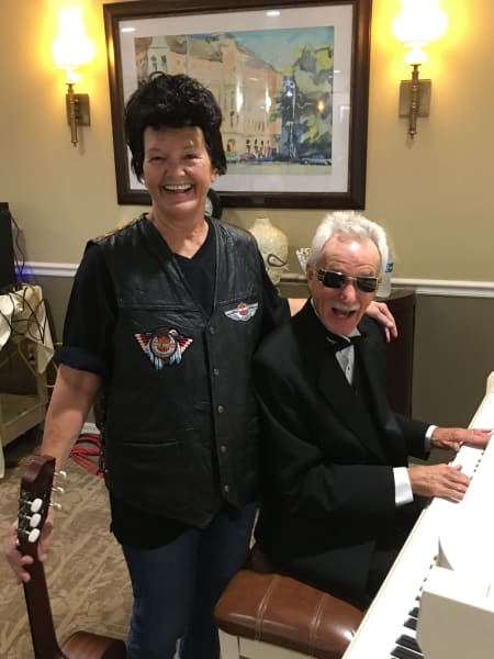 Barkley Place (FL) celebrated their 33rd anniversary with live music and Elvis!