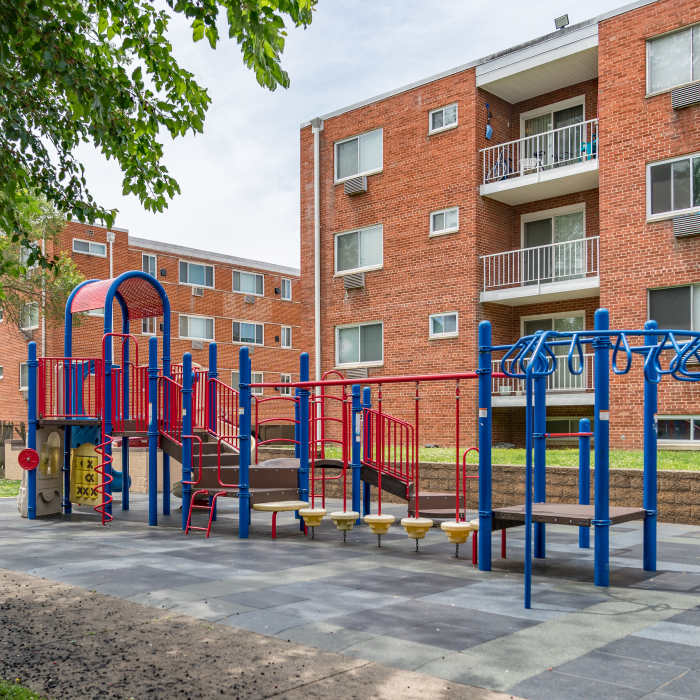 Playground at Mason Avenue, Alexandria, Virginia