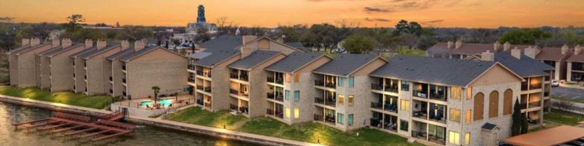 Photo Gallery | Towne Square Condos at The Lodge in Granbury, Texas