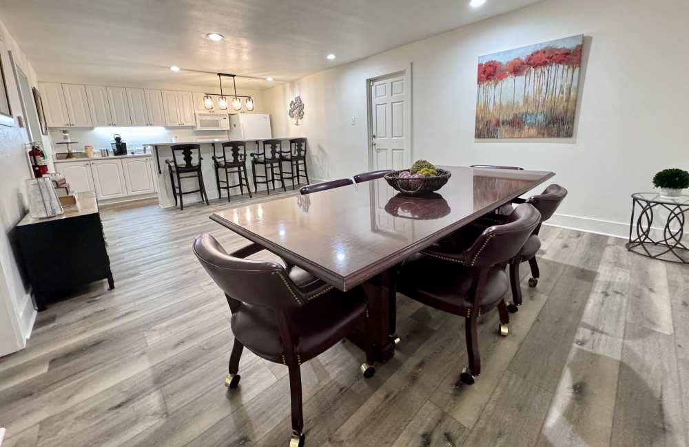 Dining table of an apartment at Jefferson Shadows in Baton Rouge, Louisiana