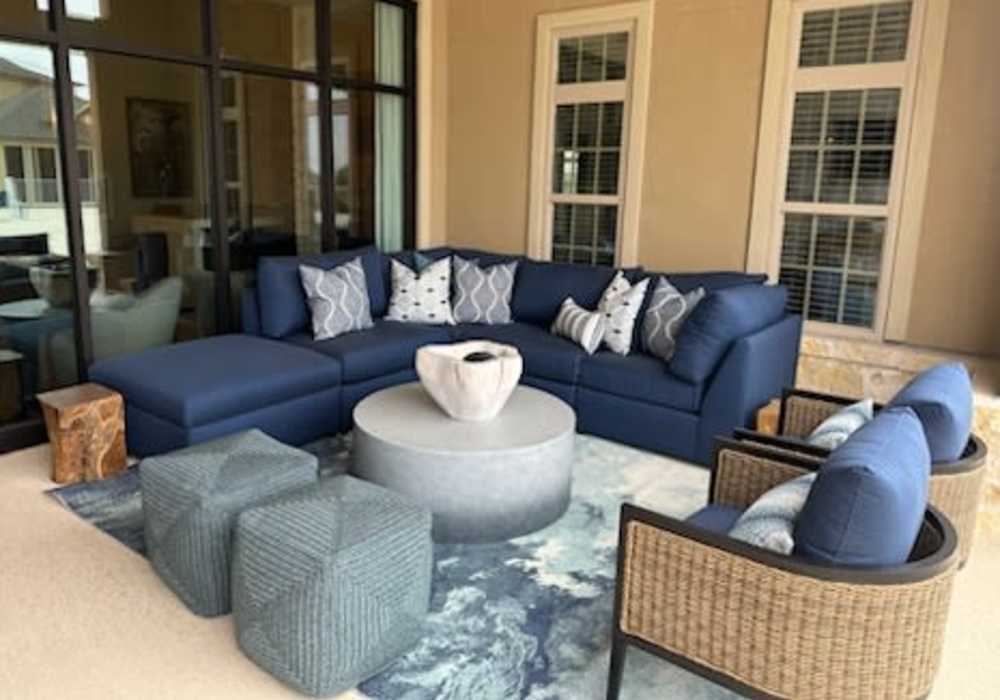 Outdoor living space at Edenbrook Ridge in Pflugerville, Texas