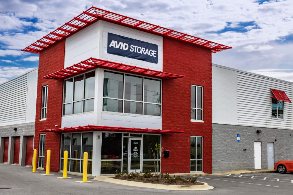 Parking area of Avid Storage in Crestview, Florida