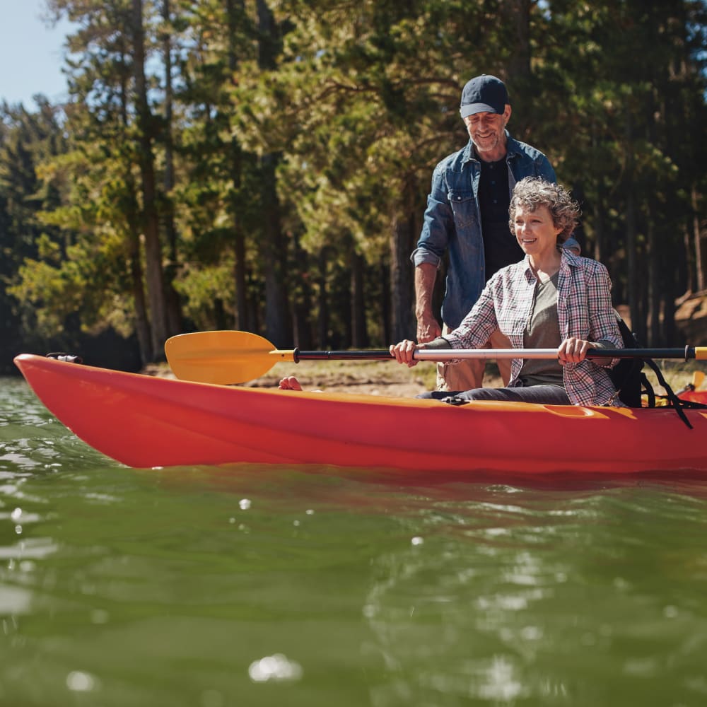 A couple kayaking near Trojan Storage in Salem, Oregon