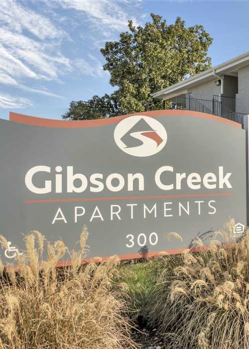 Gibson Creek Apartments near Ridgewood at Greenbrier in Greenbrier, Tennessee