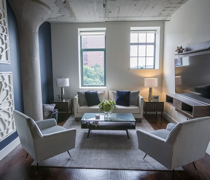 1 & 2 Bedroom Apartments, Cleveland Warehouse District | The Archer