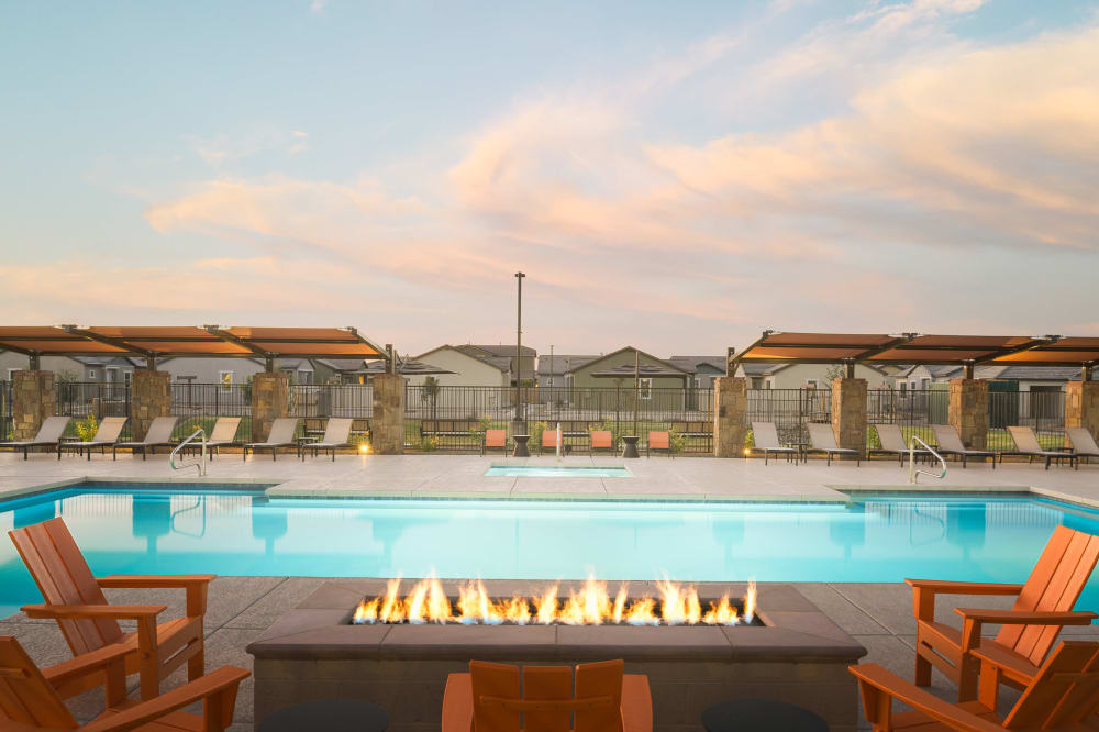View amenities at Estia Windrose in Litchfield Park, Arizona