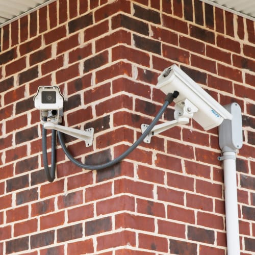 24 hour security cameras at Red Dot Storage in Winchester, Kentucky
