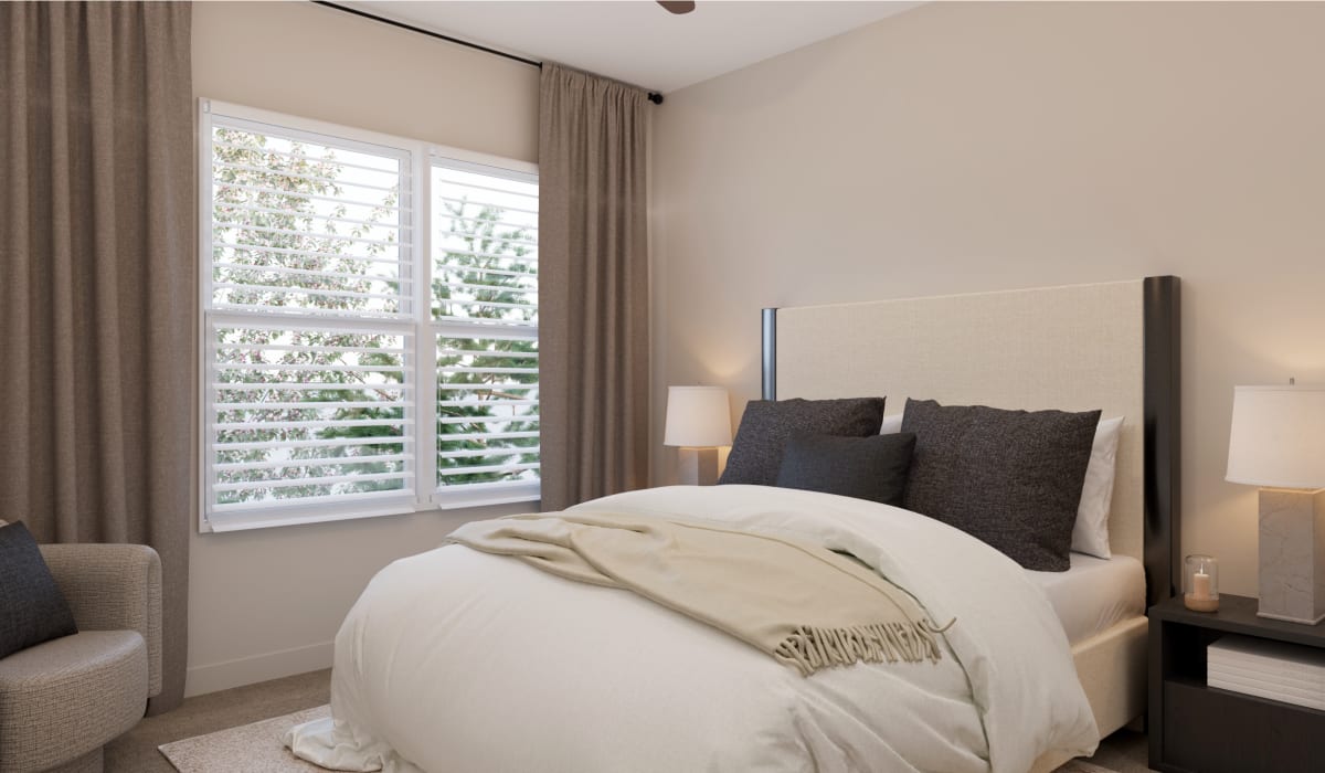 Master bedroom at Remington Lake Apartments in Hamilton, Ohio