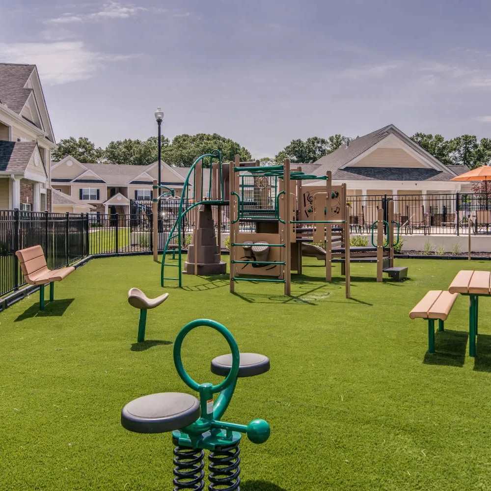 Co-working space with a coffee bar at Cumberland Trace Village Apartments in Bowling Green, Kentucky
